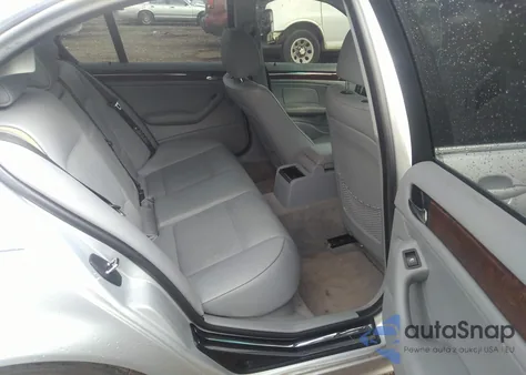 2005 BMW 330I из США, поврежденный, VIN WBAEV53485KM41144